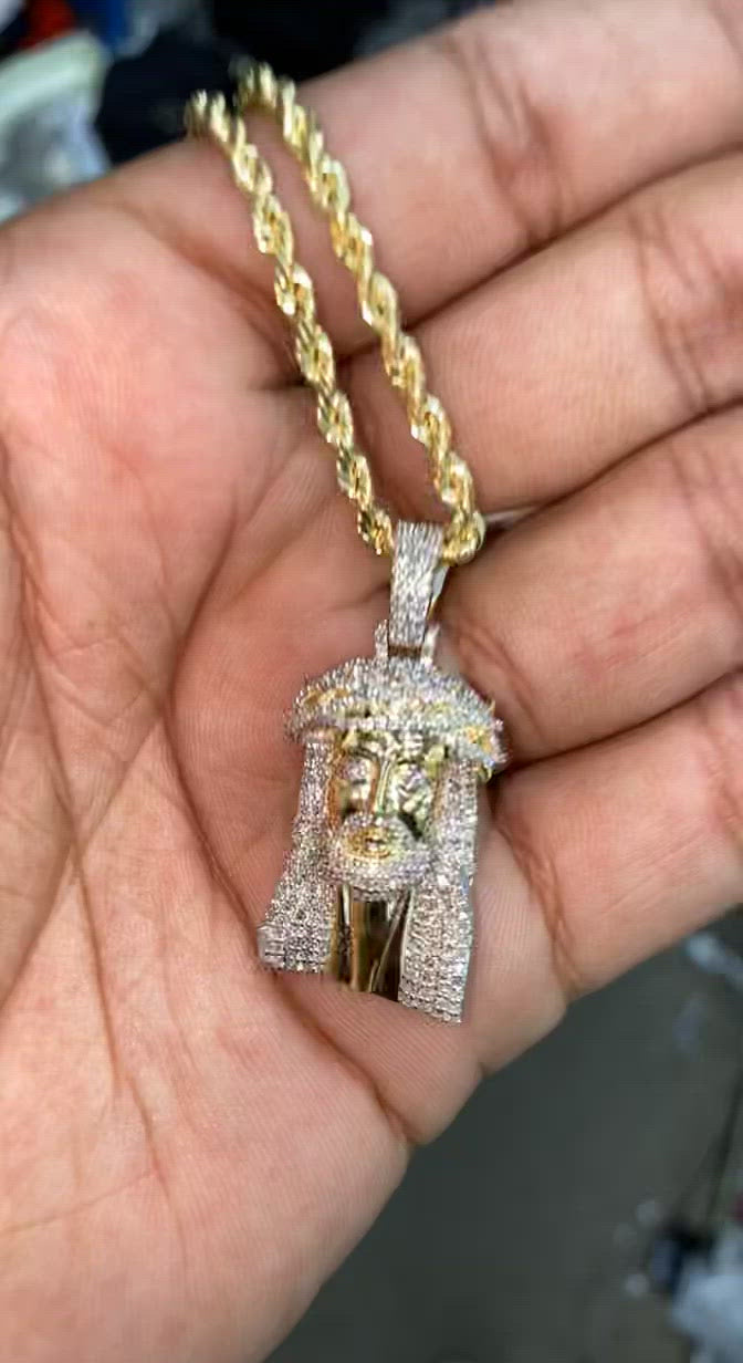 10KT Diamond Jesus Head and 3mm rope 20”